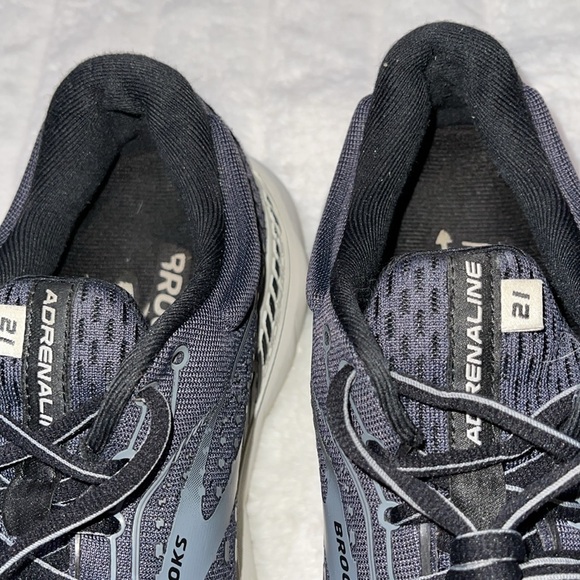 Brooks Adrenaline 21 - Picture 3 of 9